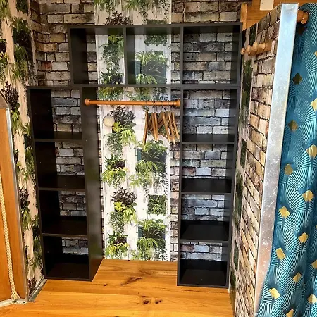 L'insolite Taniere Monclar-sur-Losse