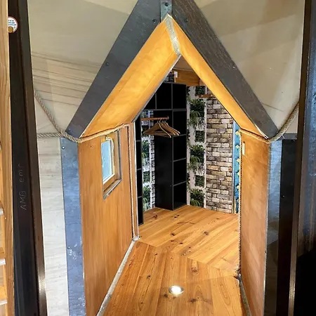 L'insolite Taniere *