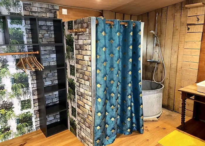 L'insolite Taniere Monclar-sur-Losse